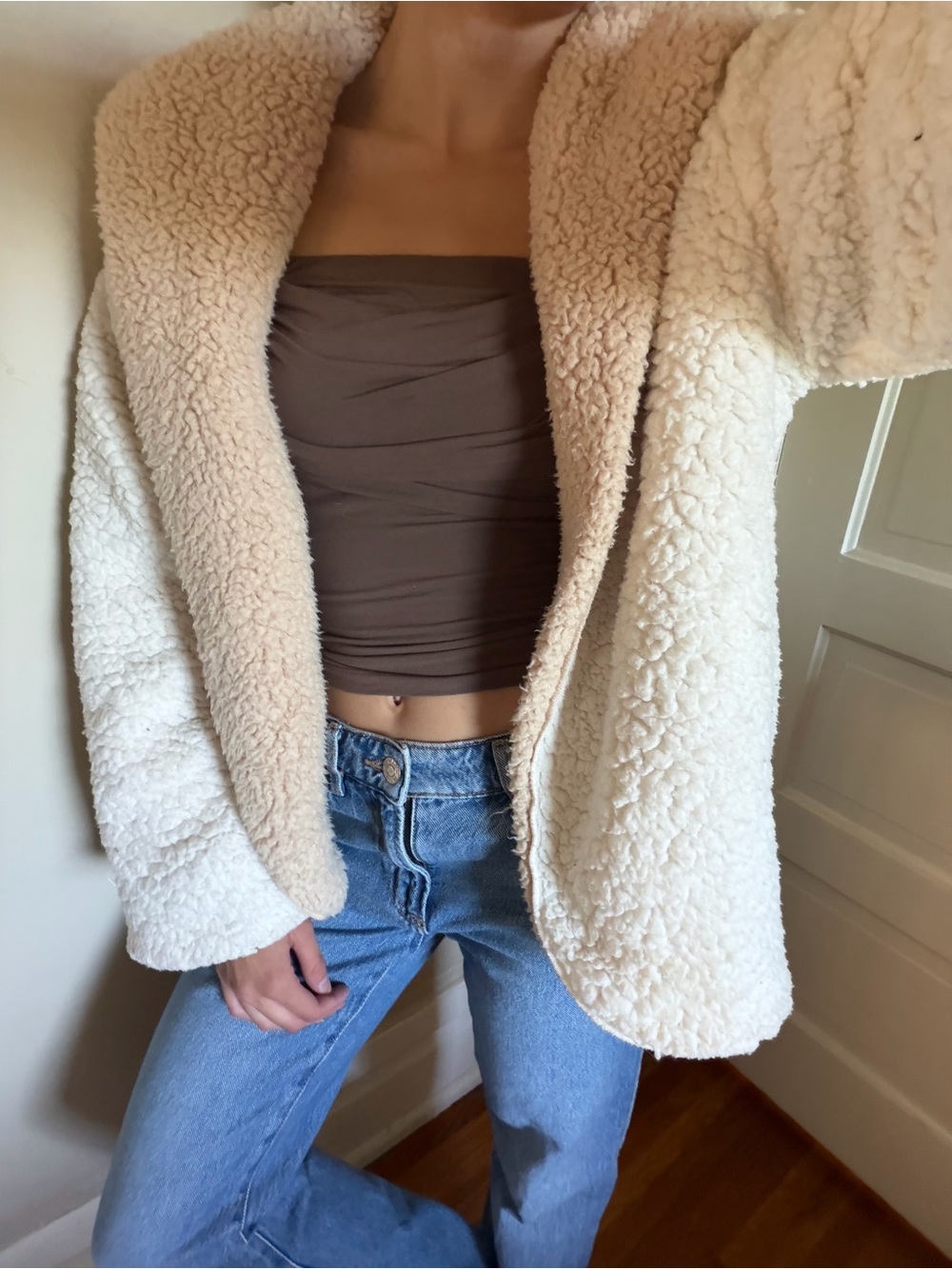 LA Hearts oversized, reversible cream/tan sherpa hoodie, size medium.
